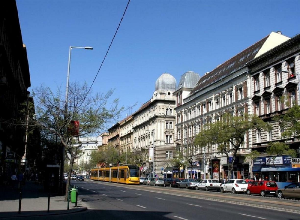 Boutique Residence Jokai - Apartment In The City Center Budapest Luaran gambar