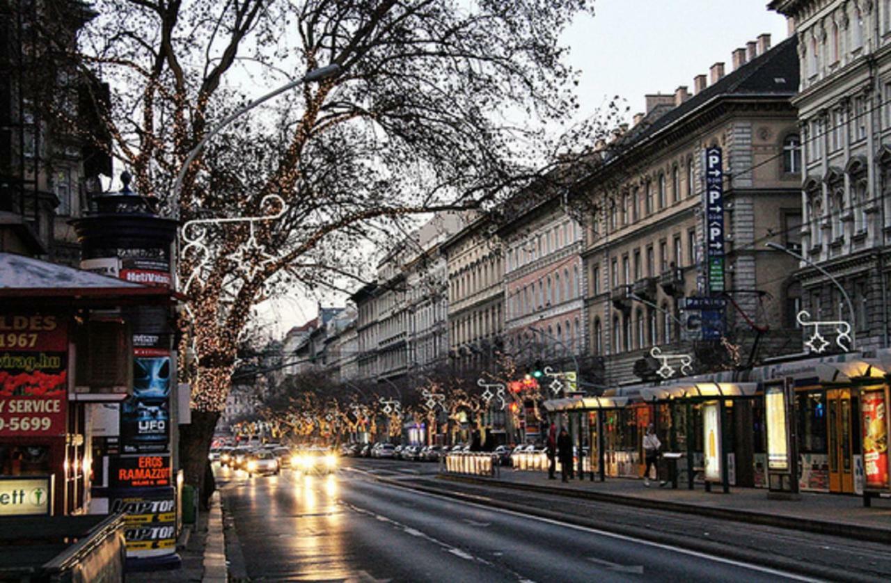 Boutique Residence Jokai - Apartment In The City Center Budapest Luaran gambar