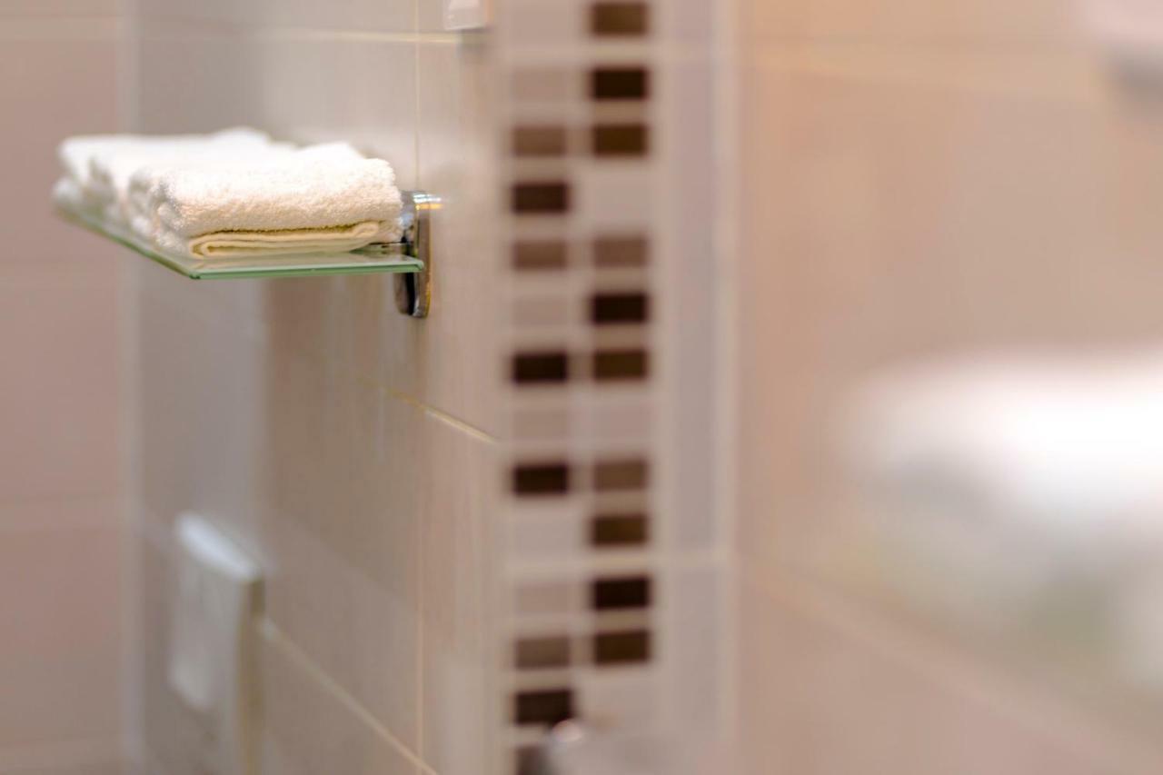 Boutique Residence Jokai - Apartment In The City Center Budapest Luaran gambar