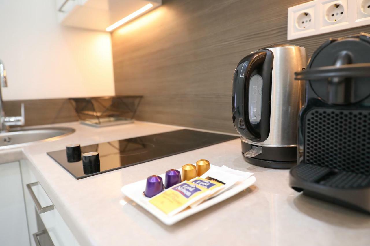 Boutique Residence Jokai - Apartment In The City Center Budapest Luaran gambar